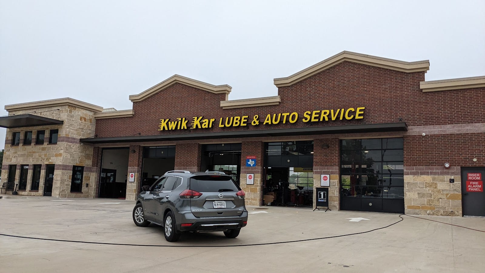 Kwik Kar - Panther Creek, photo 3