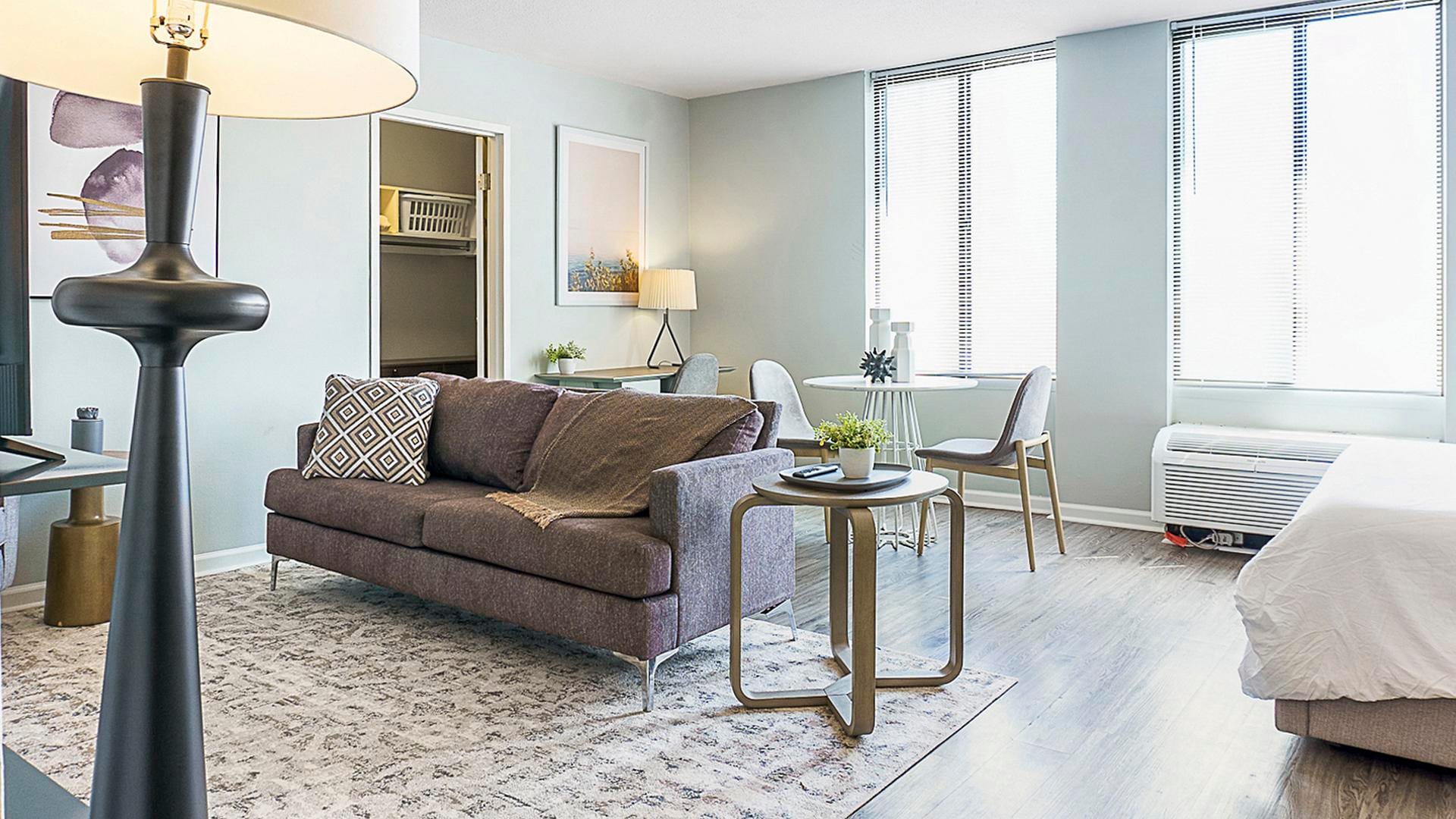 Landing | Beautiful Studio, Game Room, Gym
