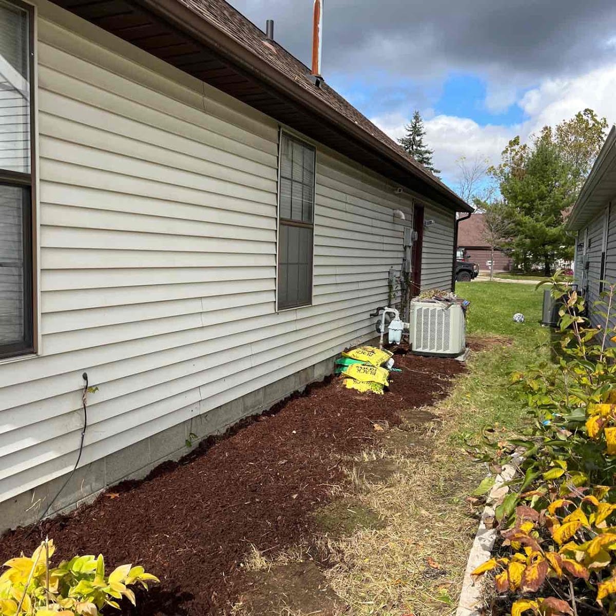 LawnStarter Landscaping, photo 3