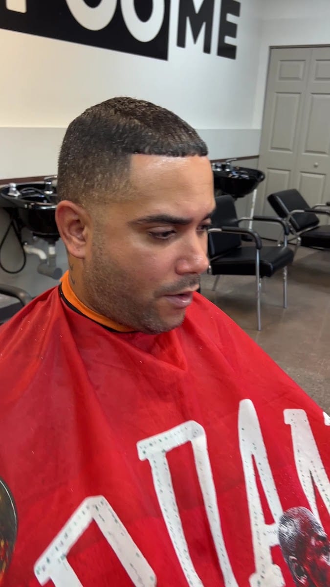 C_LU THE BARBER SHOP, photo 3
