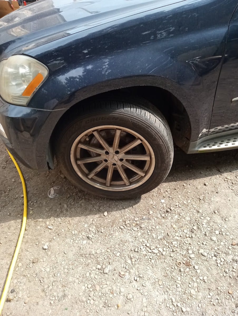 Speedway mobile tire doctor