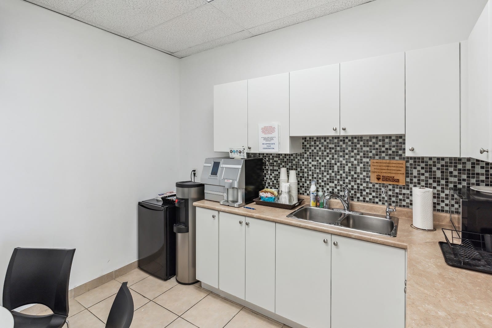 REMAX Realtron Realty Inc., North Richmond Hill Office, photo 4
