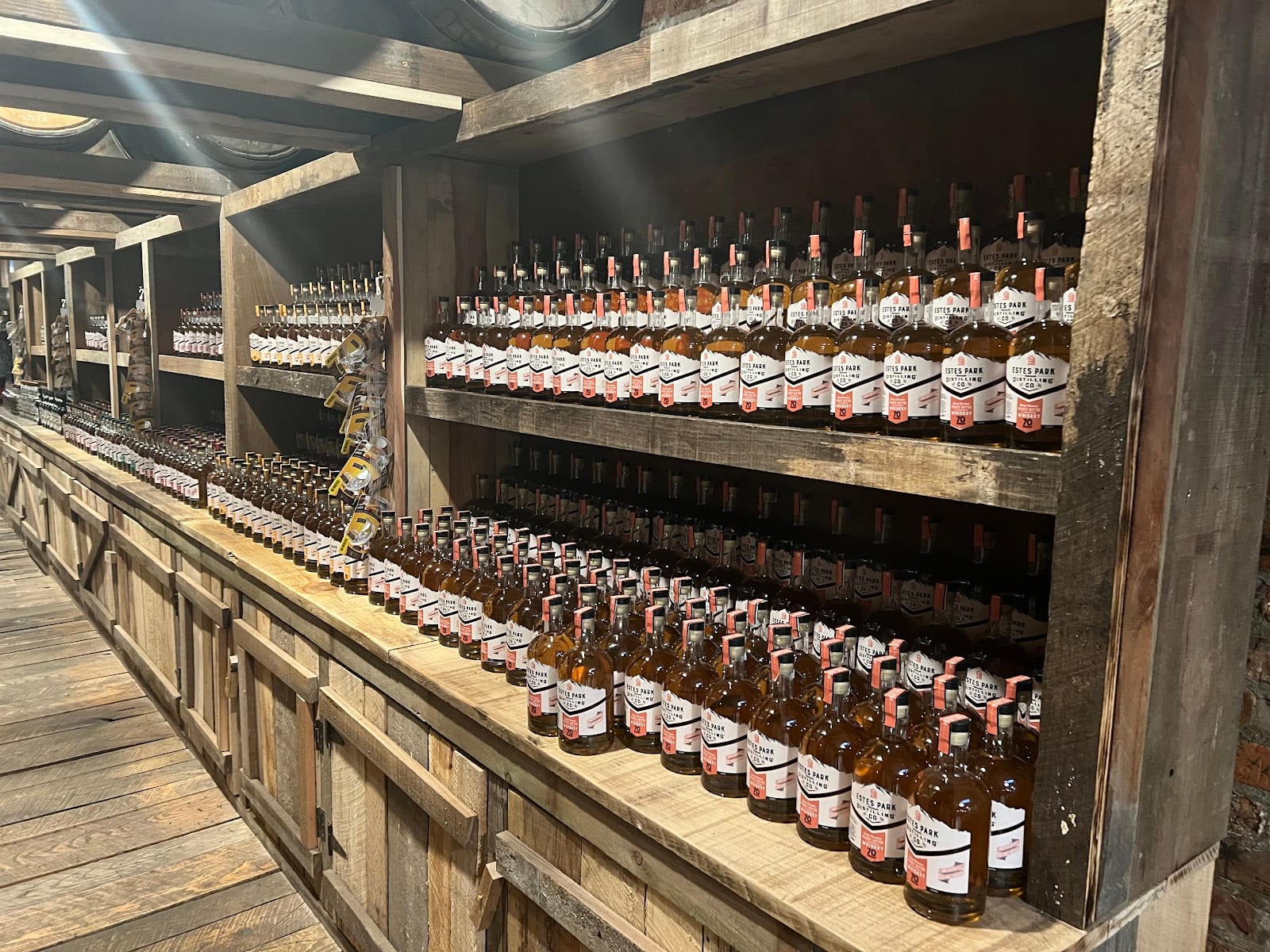 Full Throttle Distillery & Grill, photo 2
