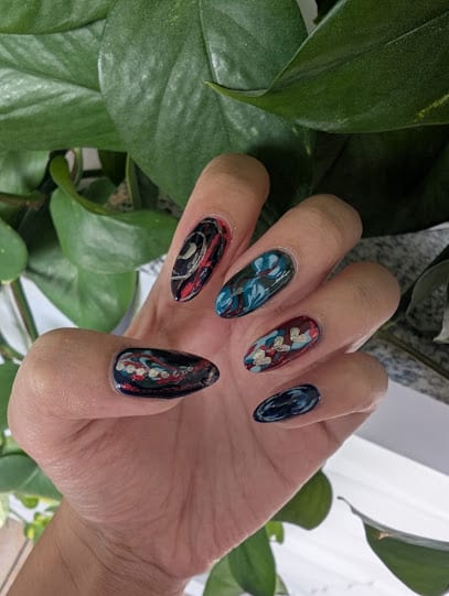 Savvy Nails