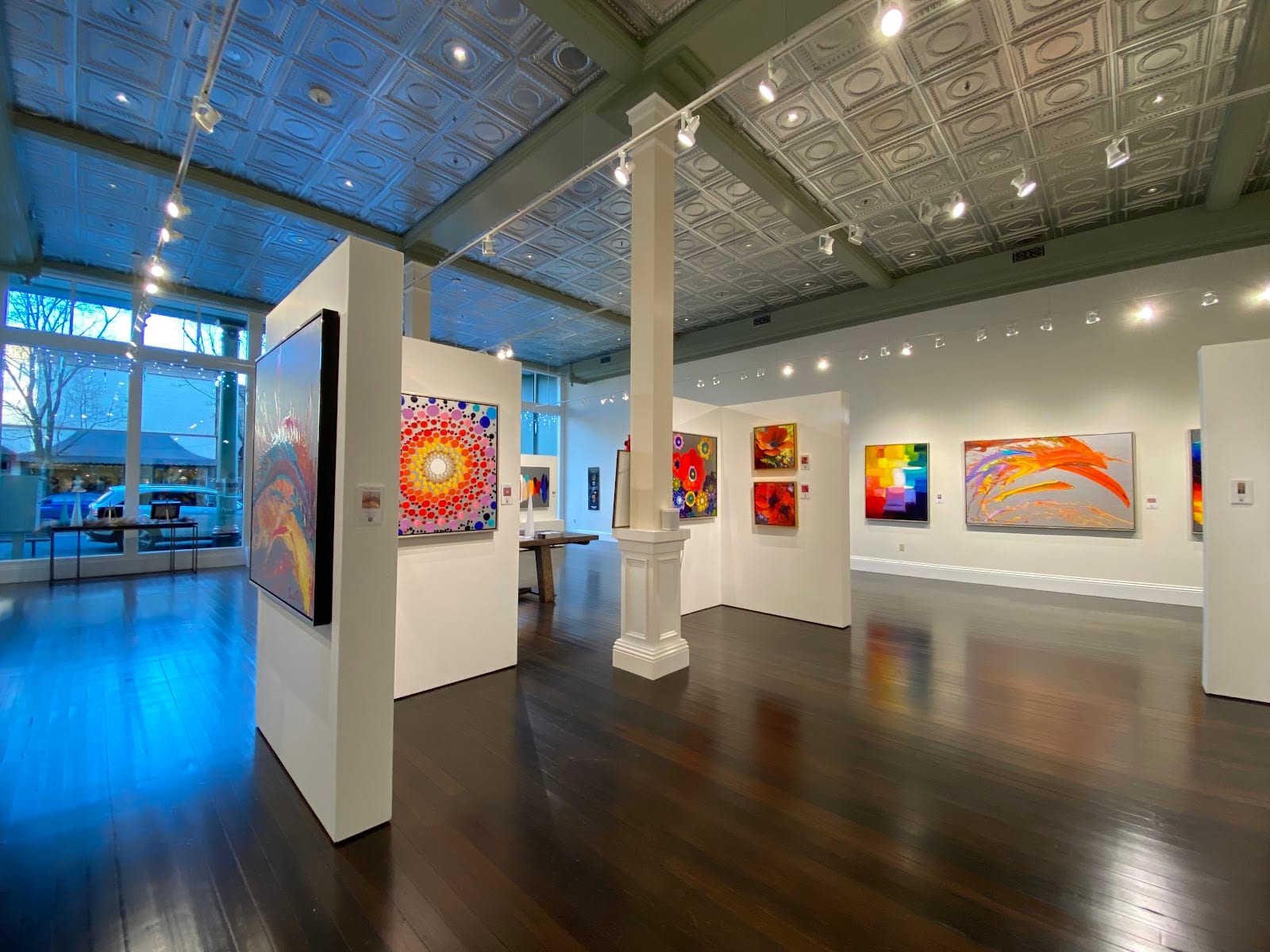 MEUSE Gallery, photo 3