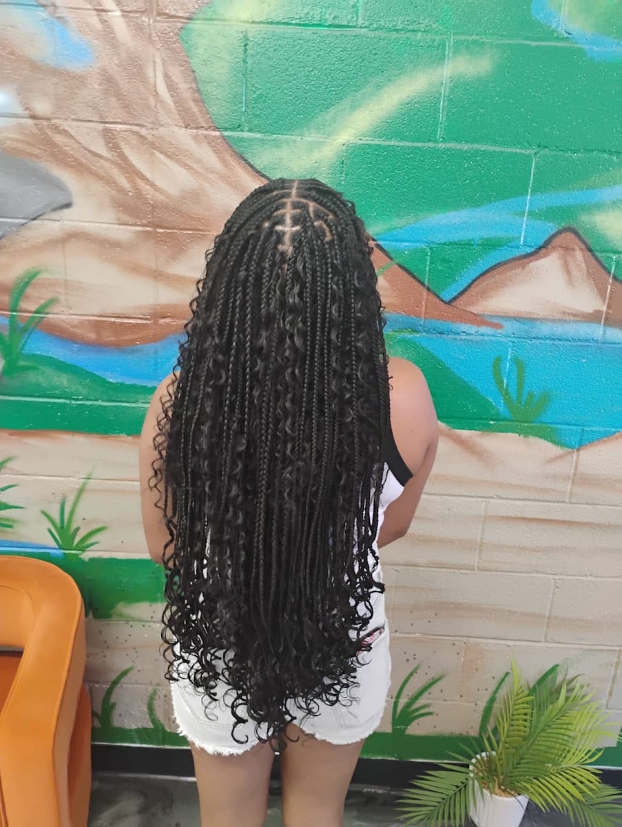 Davilla Hair Braiding & Hair Supply - Tucson, photo 4