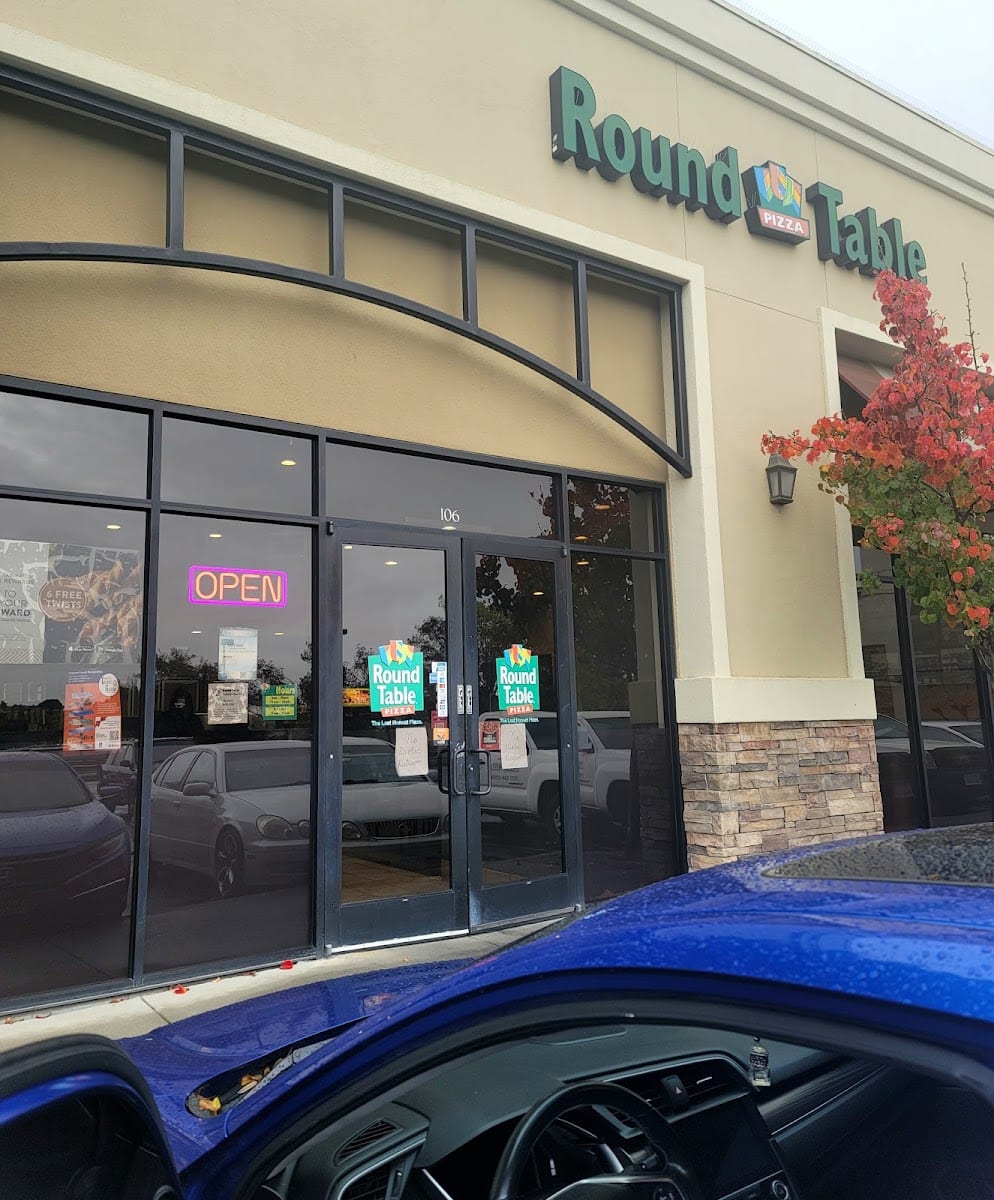 Round Table Pizza