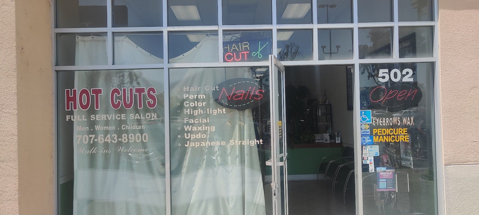Hot Cuts Hair Salon