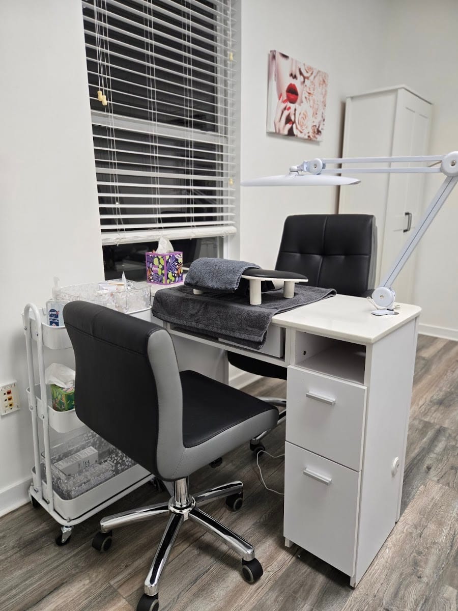 Four Seasons Beauty Salon, photo 3