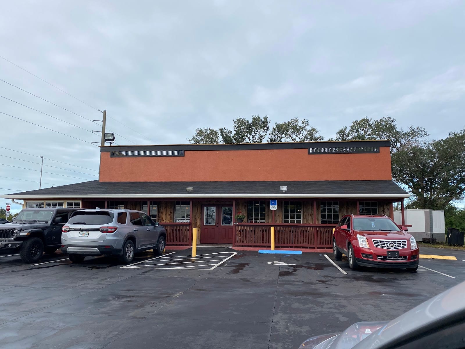 Junior & Rosie's Neighborhood Cafe & Grille
