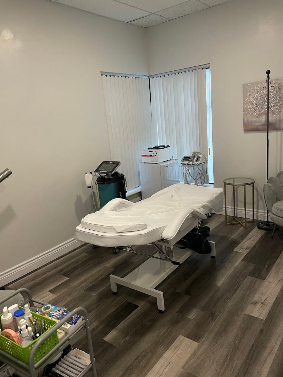 Four Seasons Medi Spa