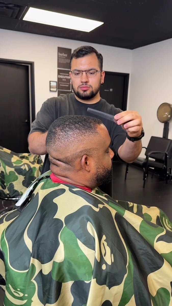 Empire Barbershop Lounge, photo 4