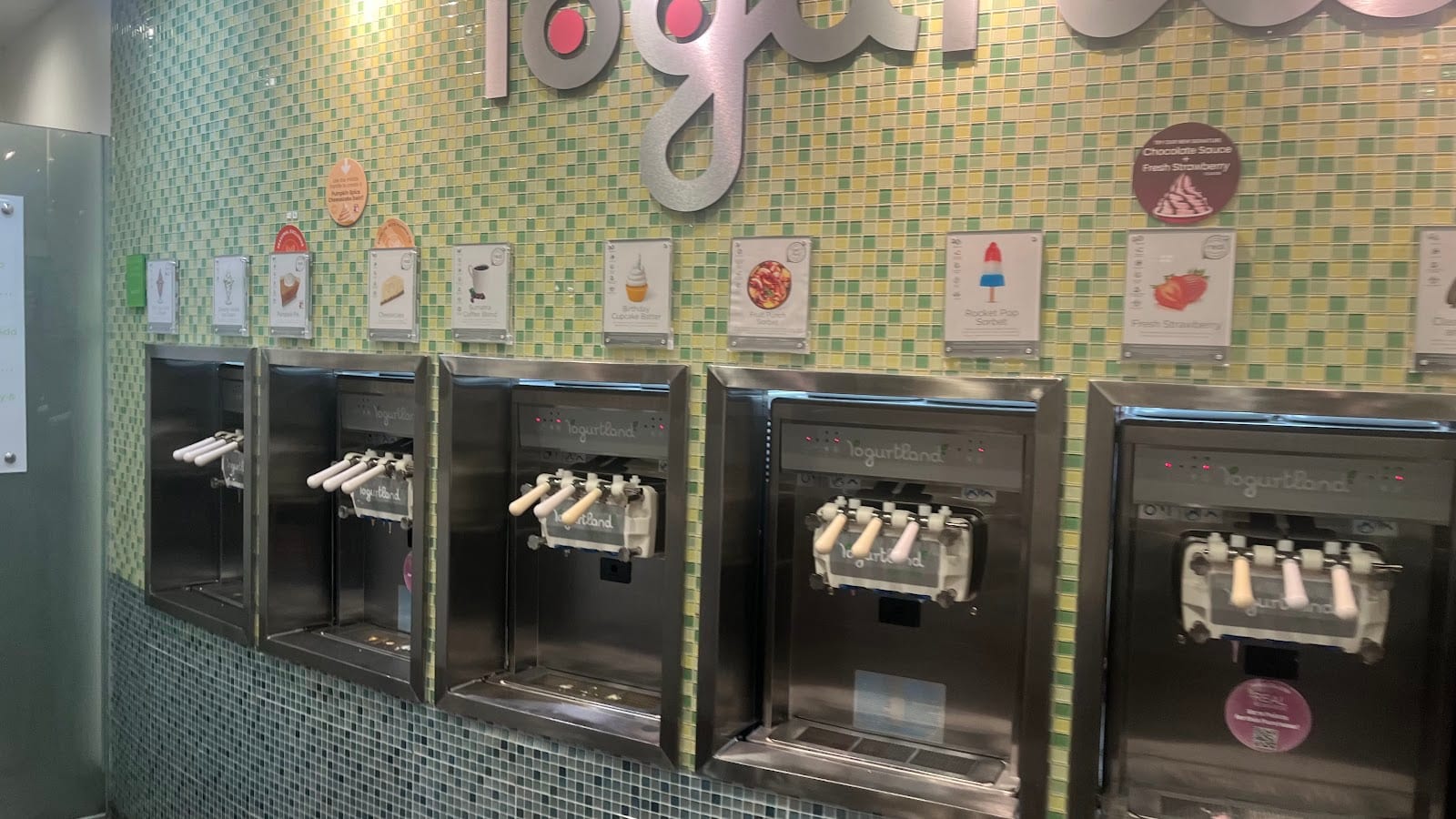 Yogurtland Laguna Hills