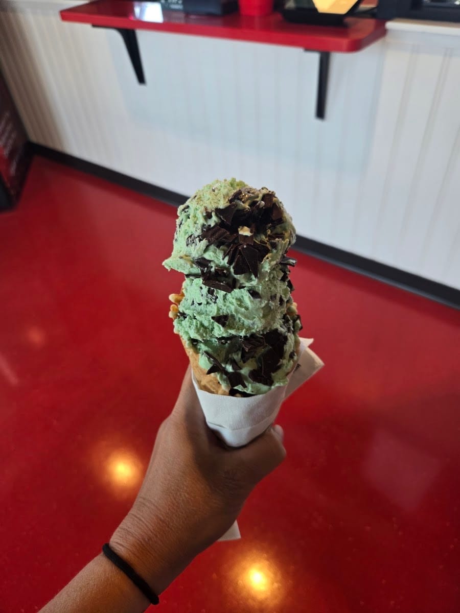 Bruster's Real Ice Cream, photo 2