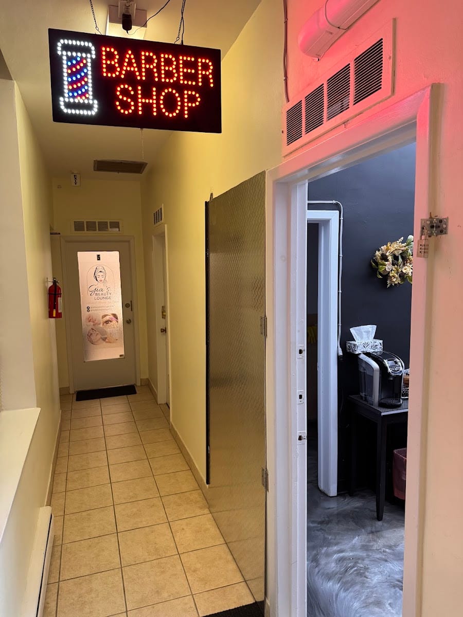 Ultra fades barbershop, photo 3