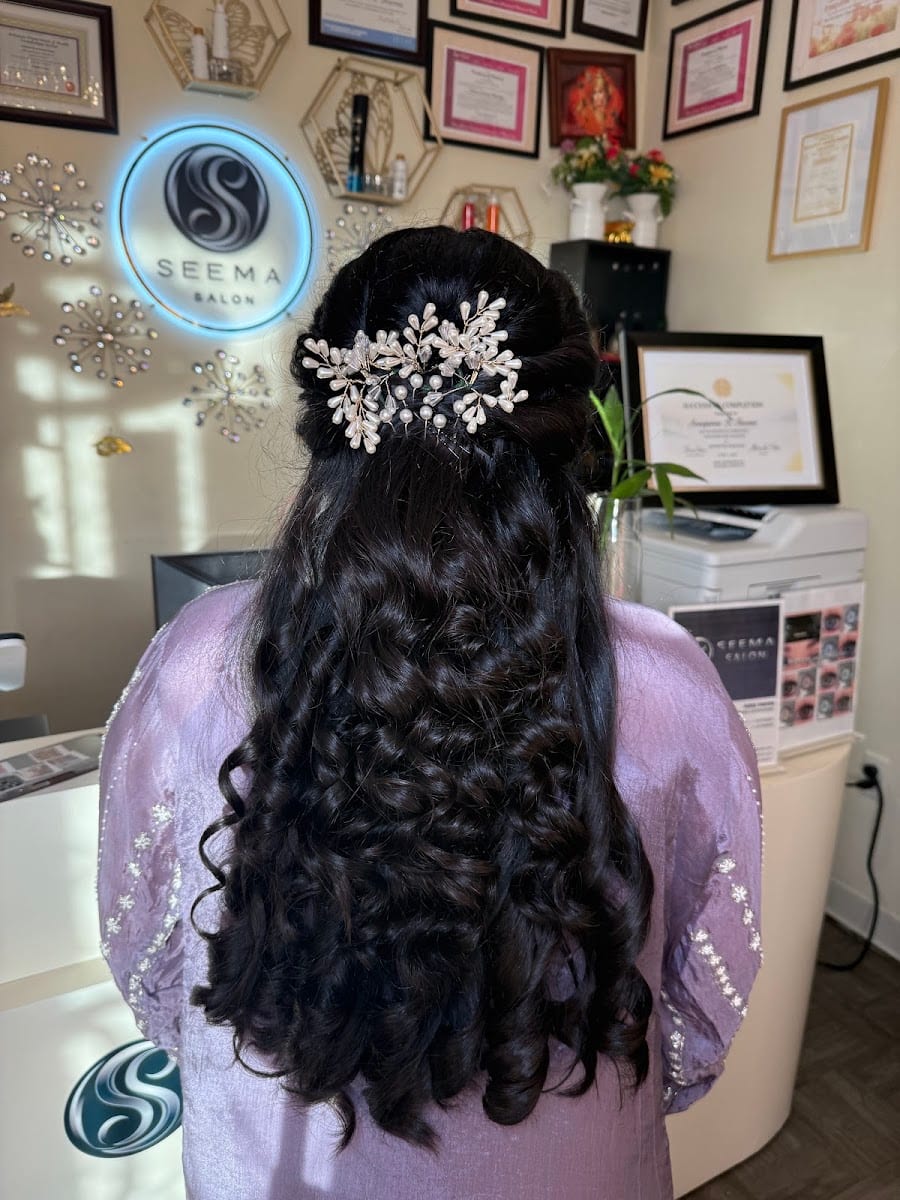 Seema Salon + Makeup & Skin bar, photo 4