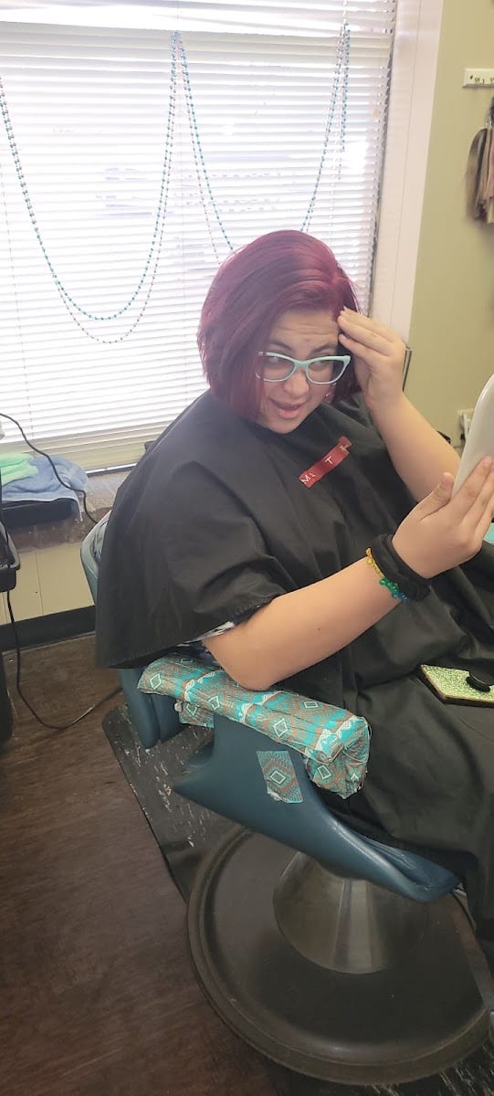Calvin's Hair Designers