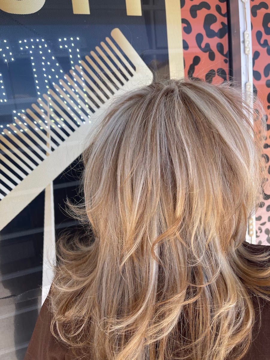 Vega Beauty Salon