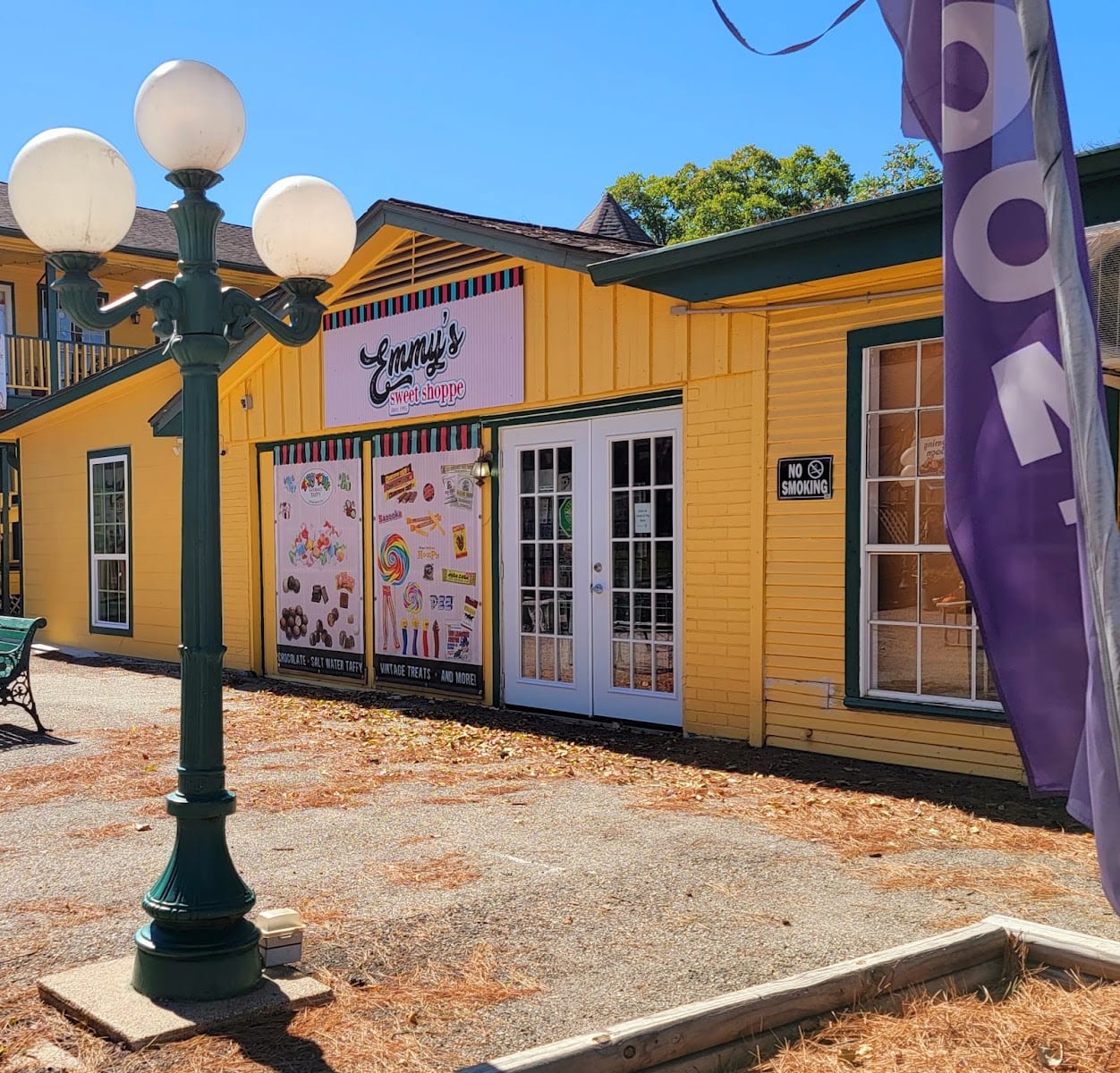 Emmy's Sweet Shoppe