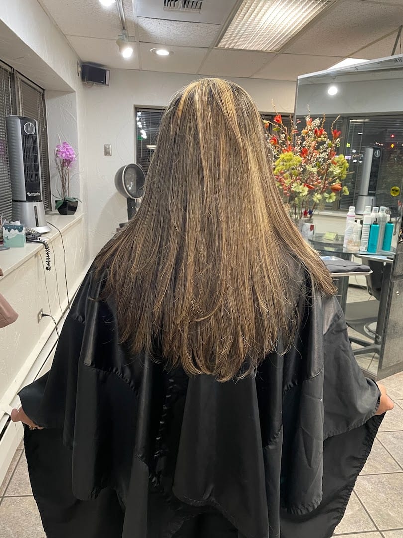 Bella Mia Salon & Retail Center, photo 2