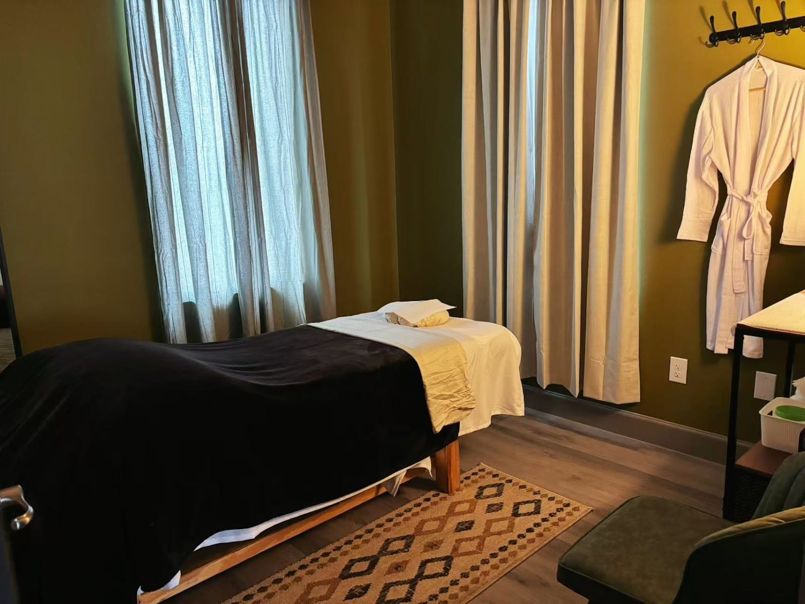 Golden Massage, photo 3