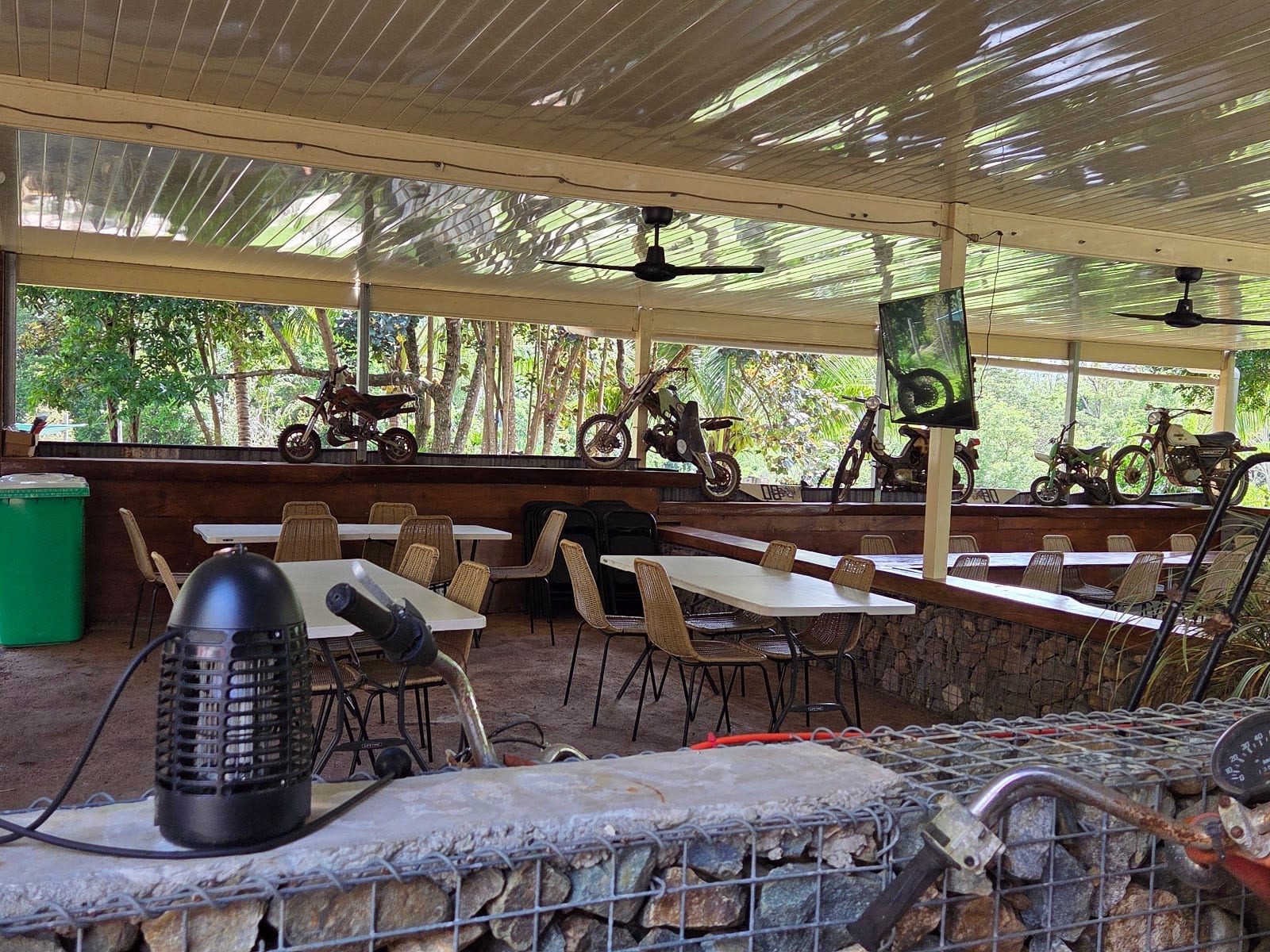Kickstart Saloon, photo 3