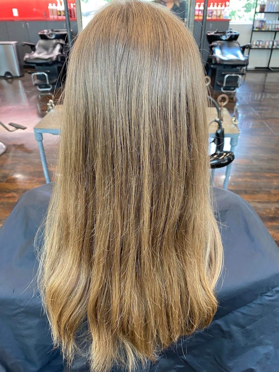 White A Salon