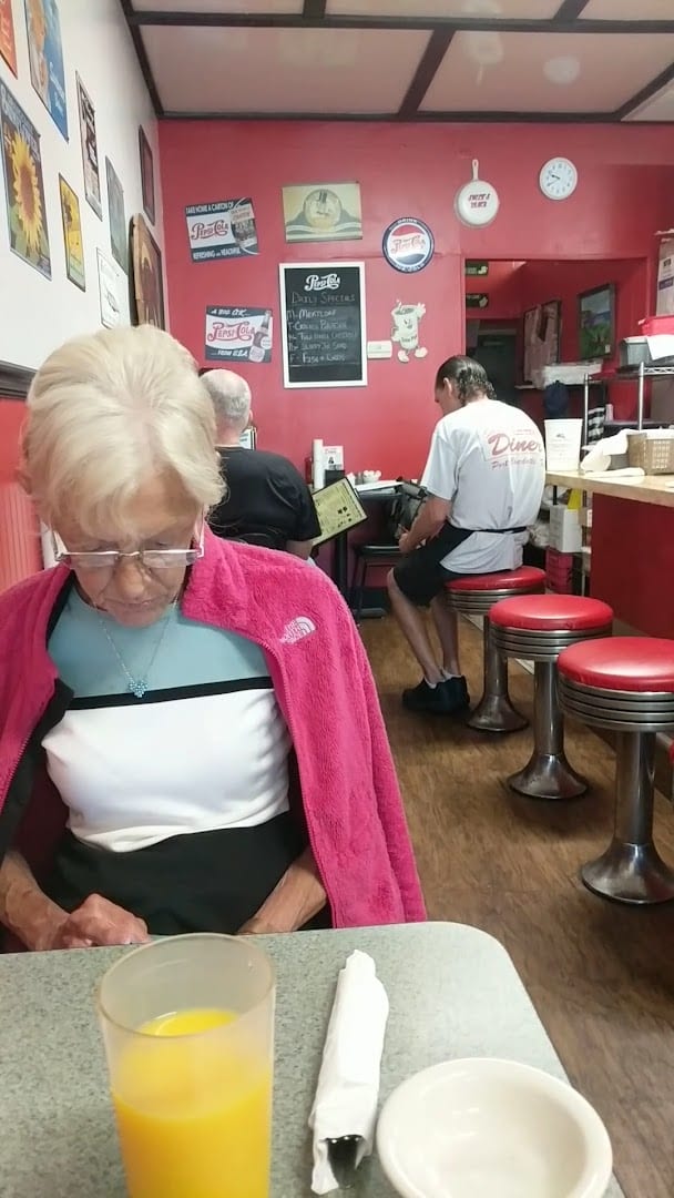 Sweet's Diner, photo 2