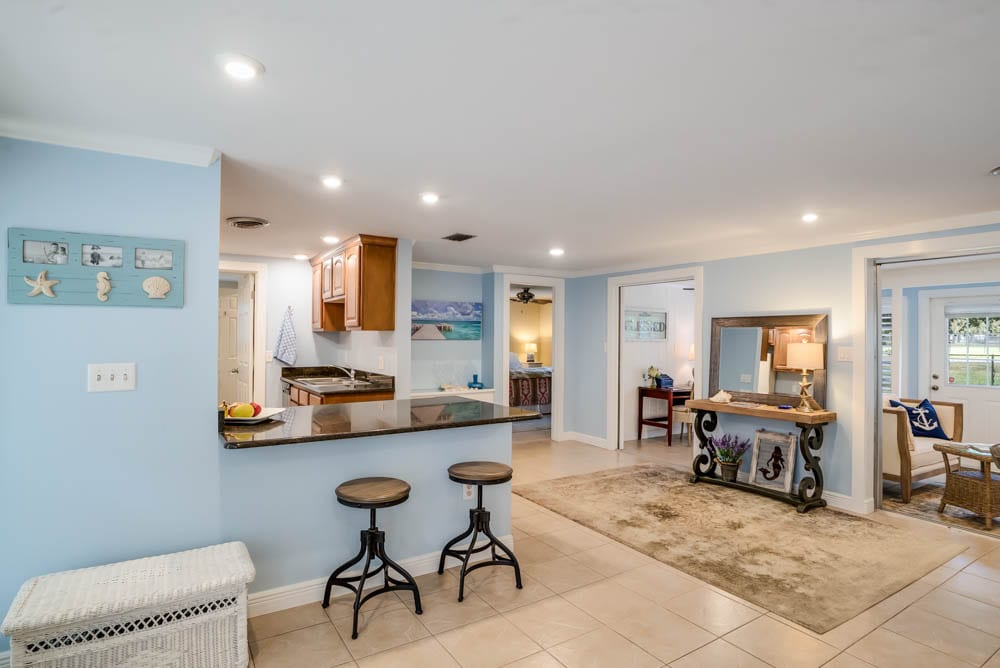 Jen Roach, KW On The Water, Sarasota Region