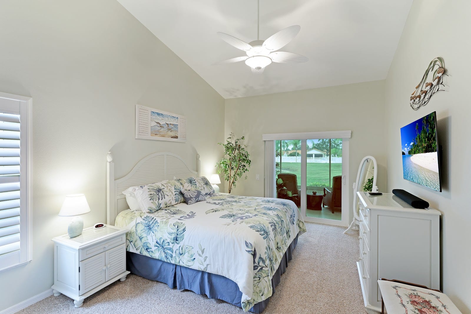 Uli Wills, Broker/Owner, Wills Real Estate LLC, photo 3