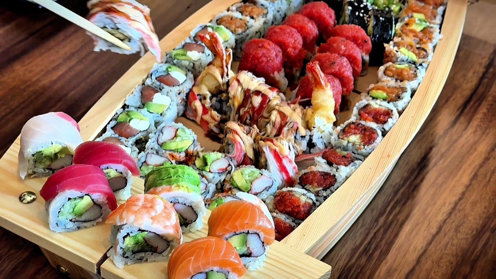 Aki Sushi & Asian Fusion, photo 3