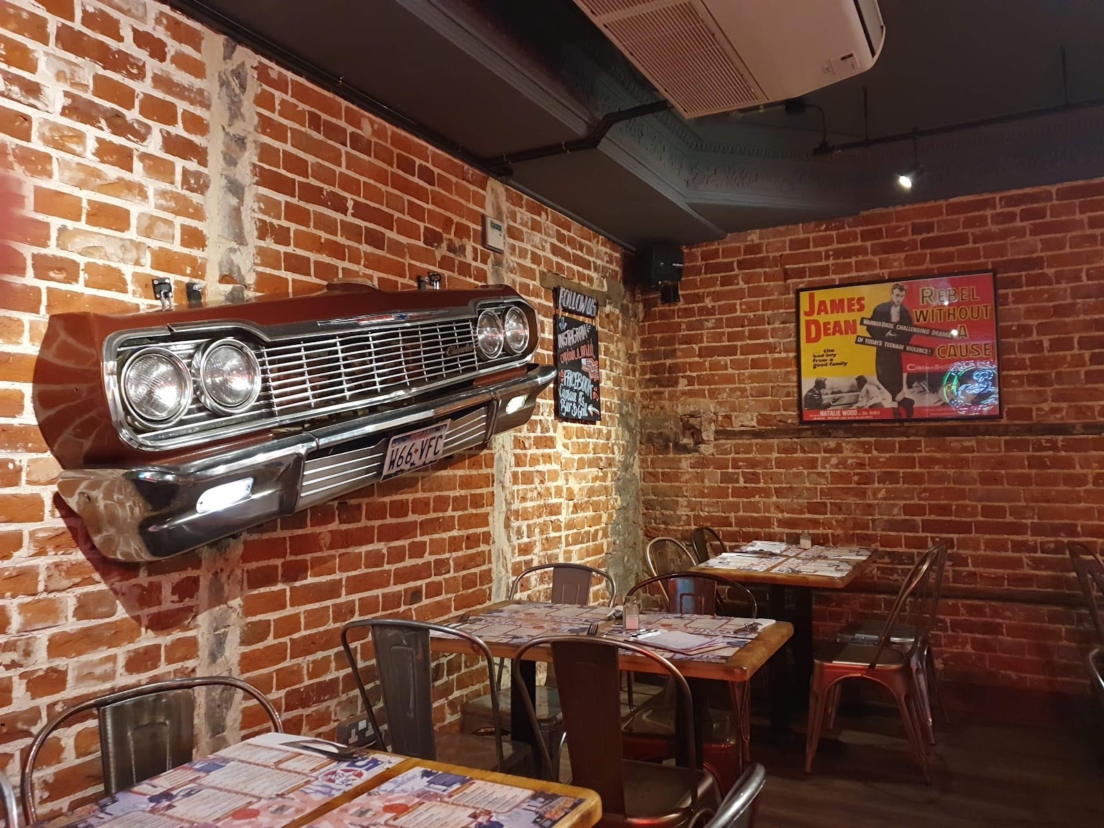 Captain America's, photo 3