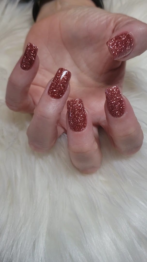 Infiniti Nails
