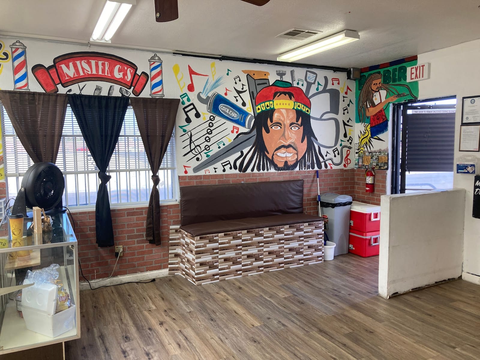 Mister G's Barbercillin Llc