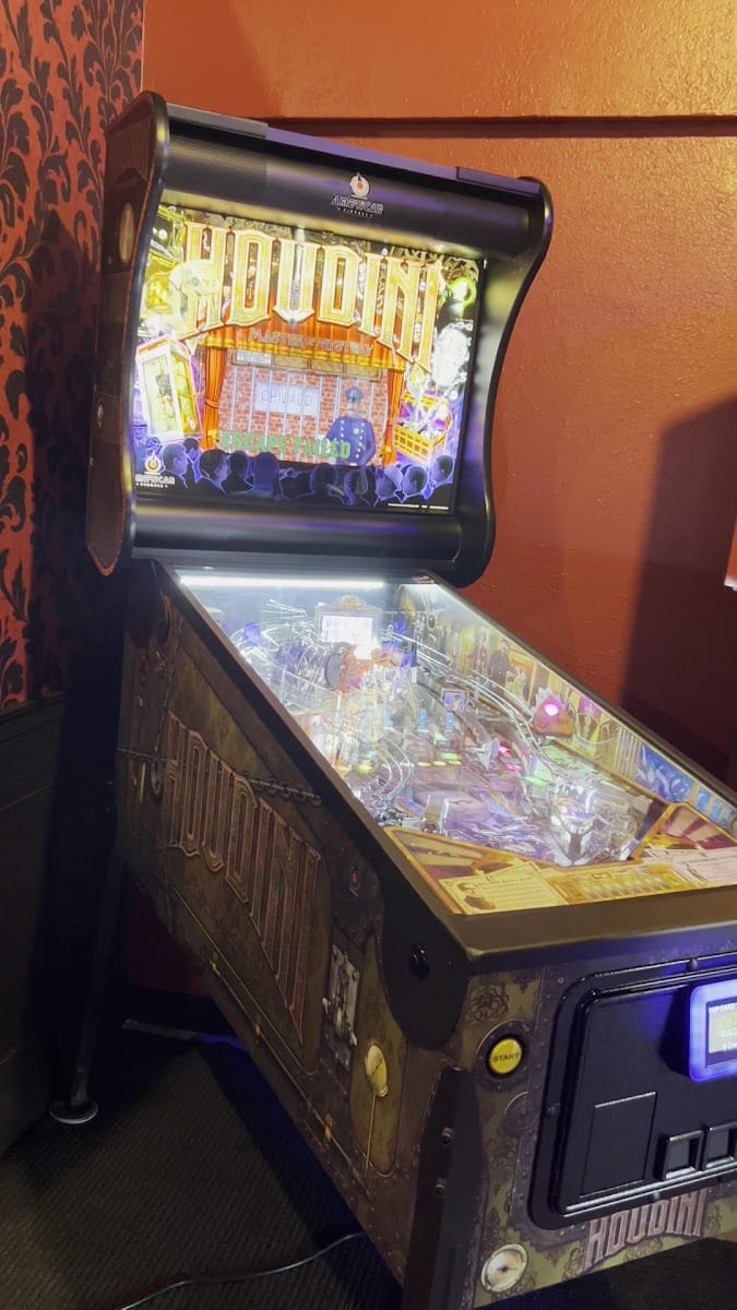 Marquee Pinball Arcade, photo 2