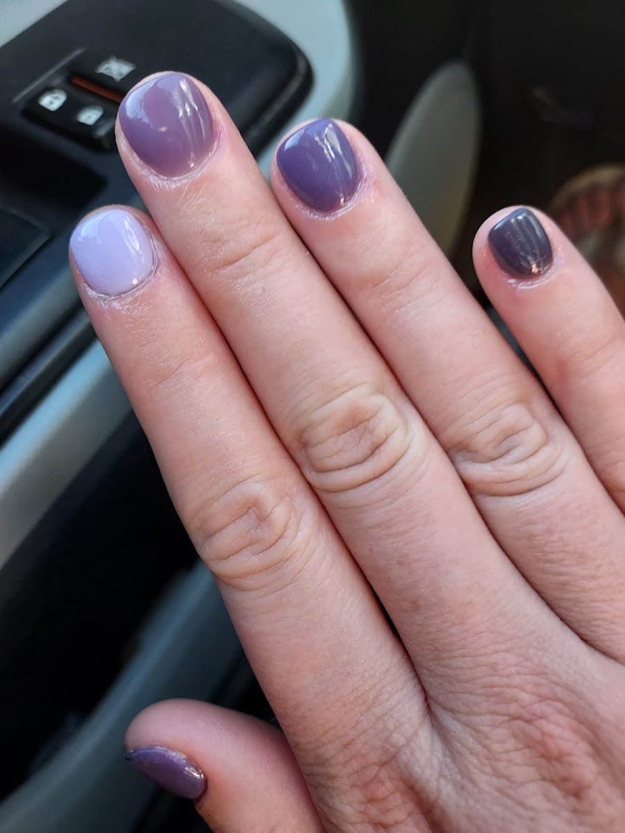 H polish nails, photo 3