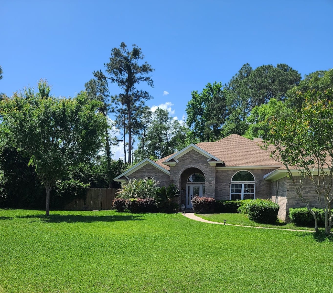 Root Solutions Termite, Lawn & Pest