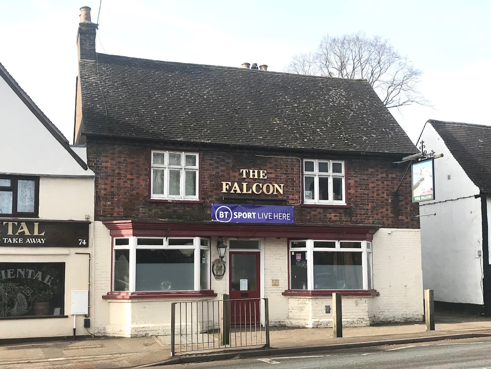 The Falcon, photo 3