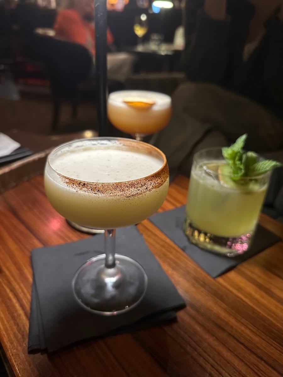 Clock Bar