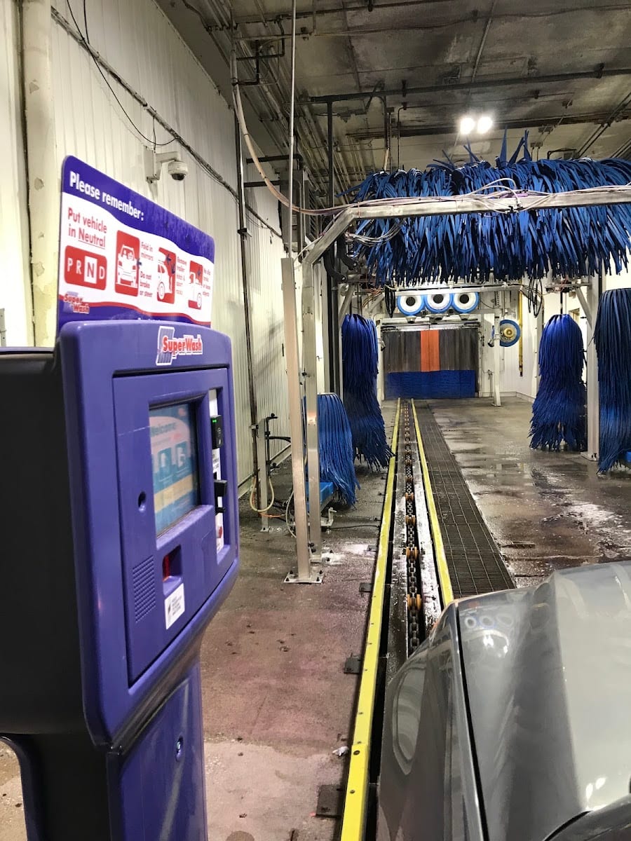 Petro-Canada & Car Wash