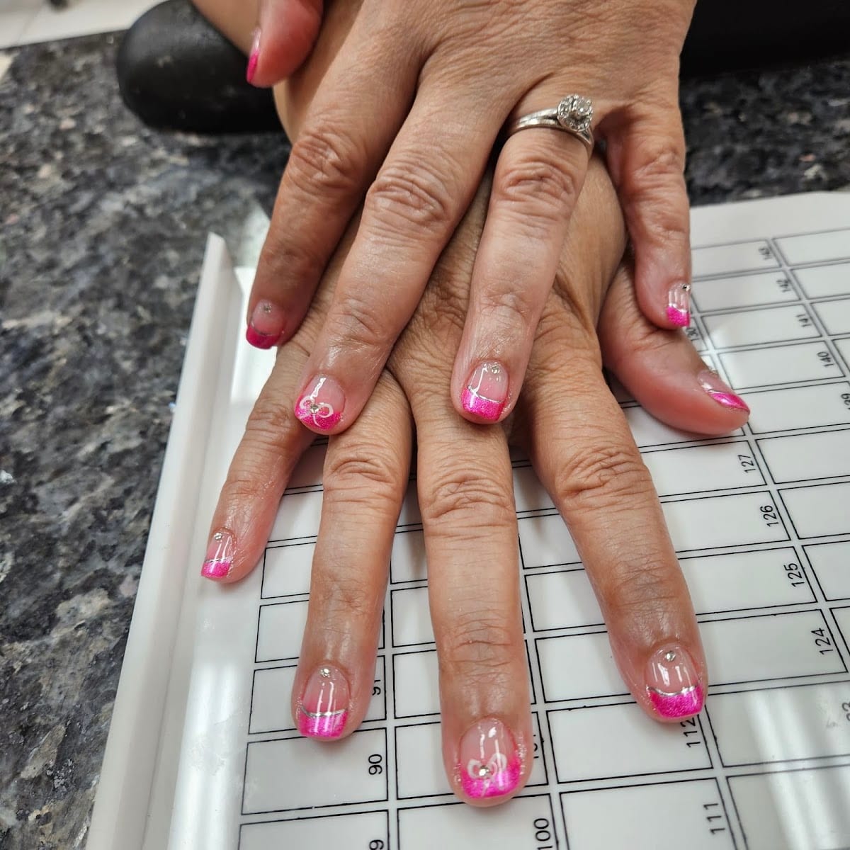 Tic Tac Nails, photo 2
