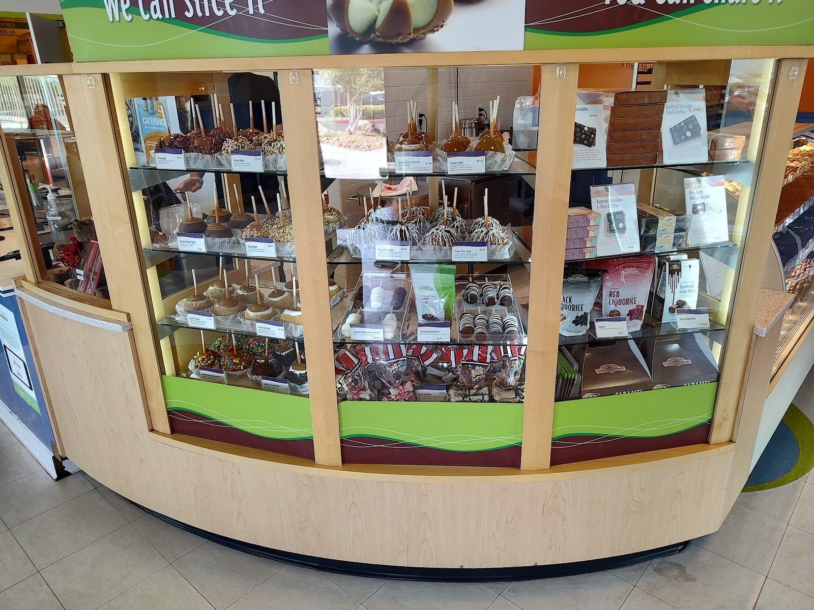 Yogurtini Self Serve - Charleston Blvd, photo 3