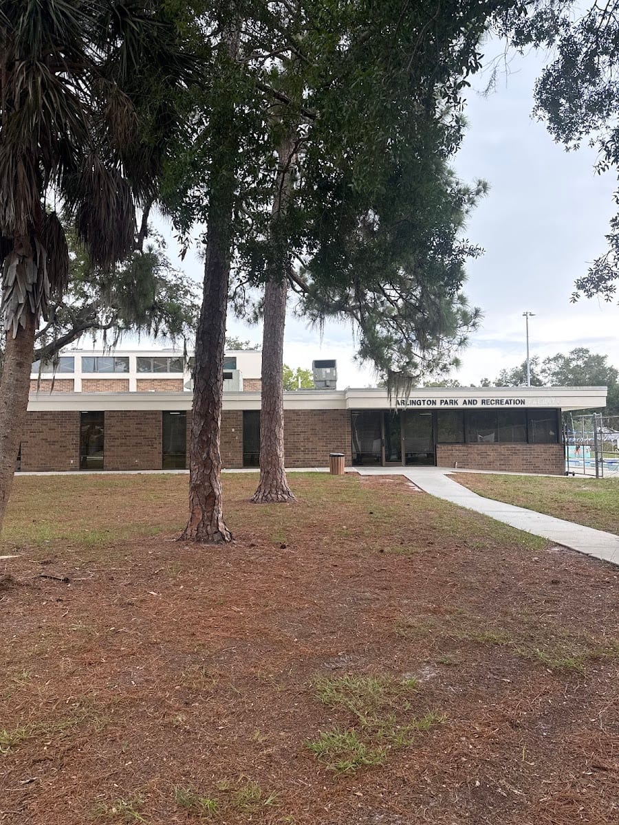 Arlington Recreation Center, photo 2