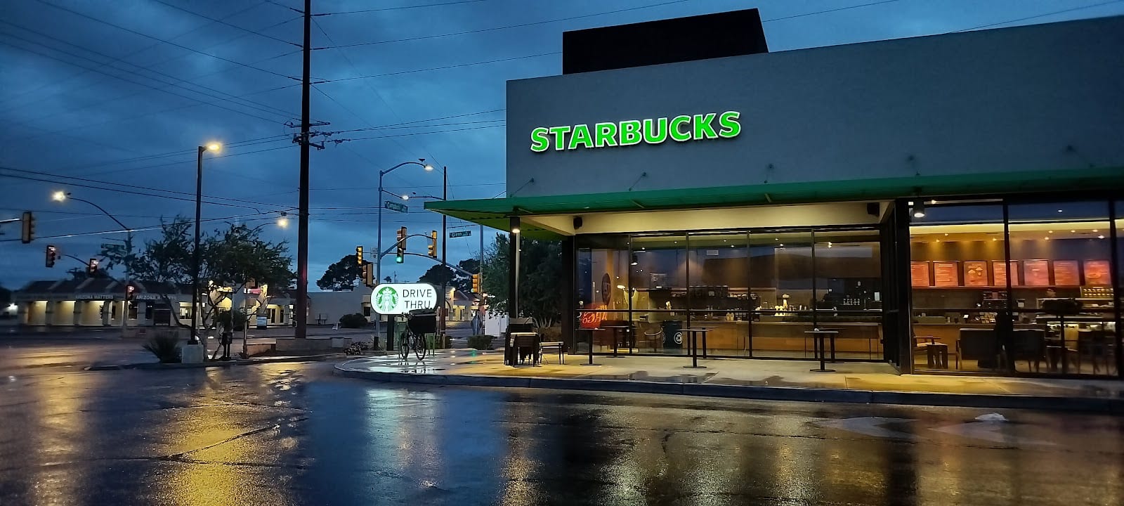 Starbucks Coffee Company, photo 2