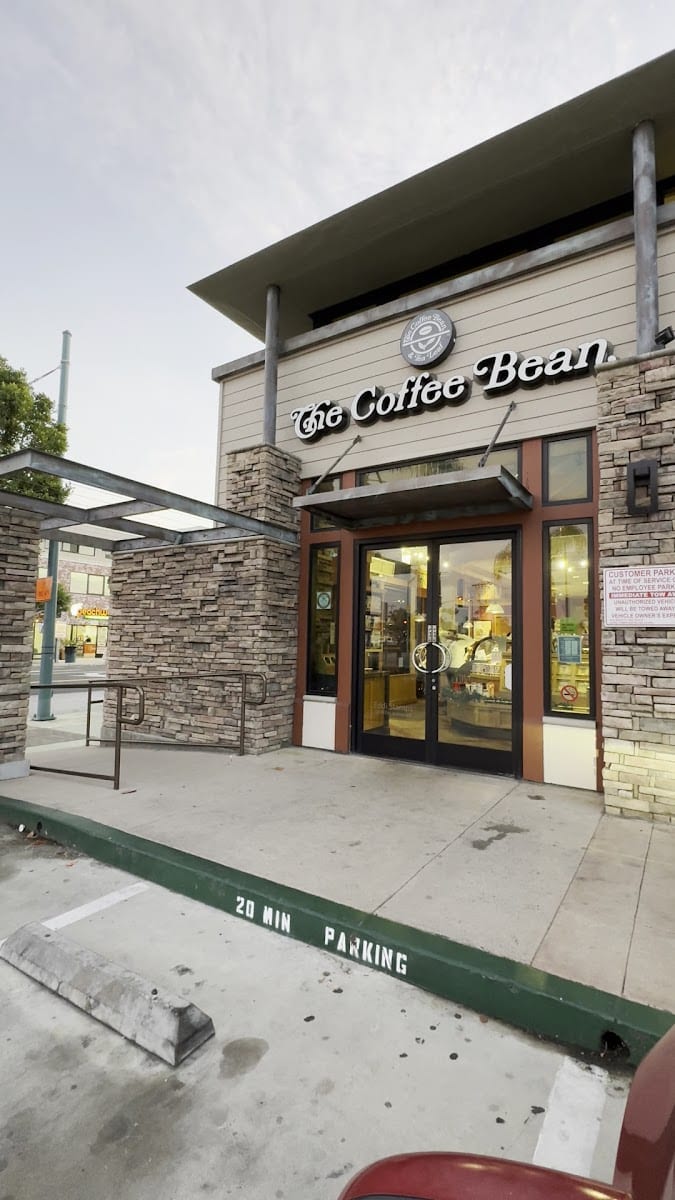 The Coffee Bean & Tea Leaf, photo 3