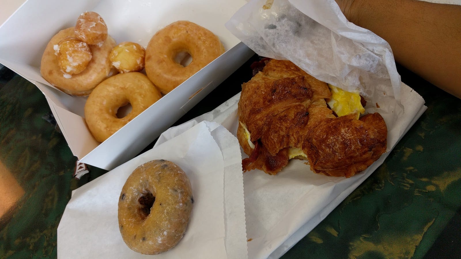 B&B Donuts