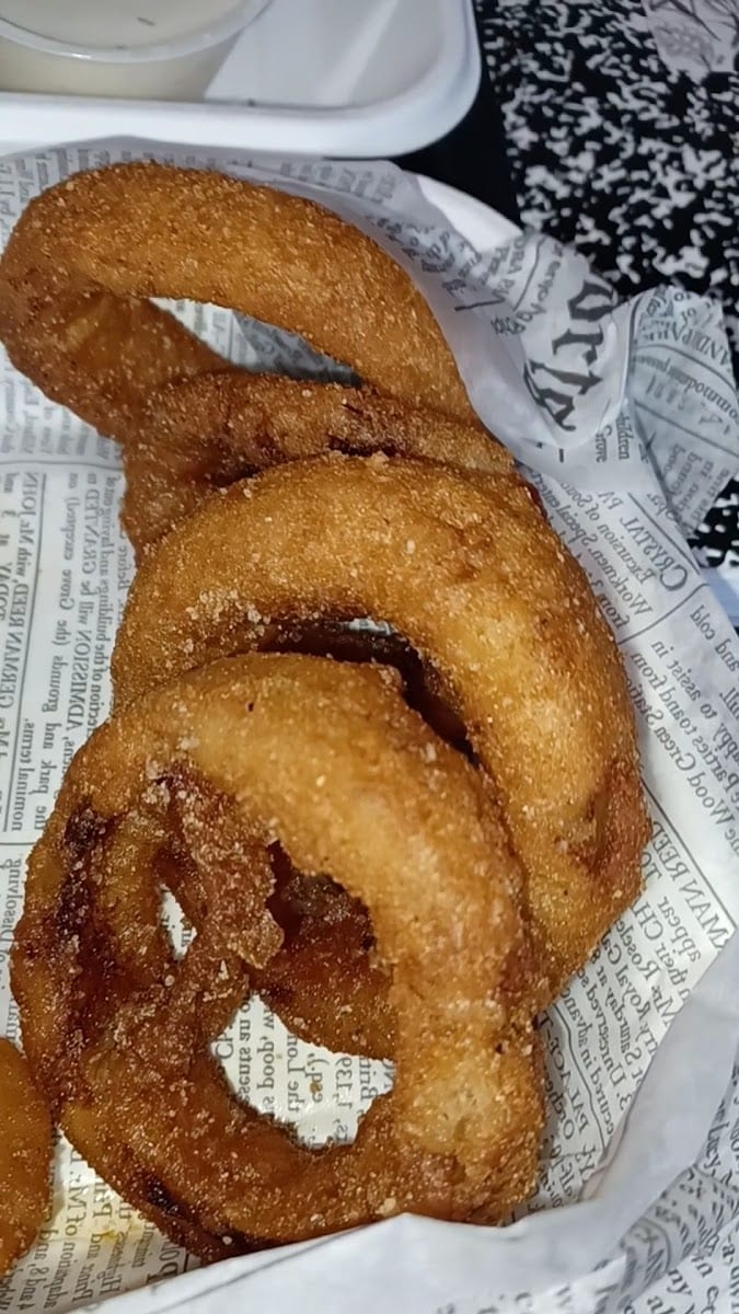 Isaac's World Famous Burgers, photo 3