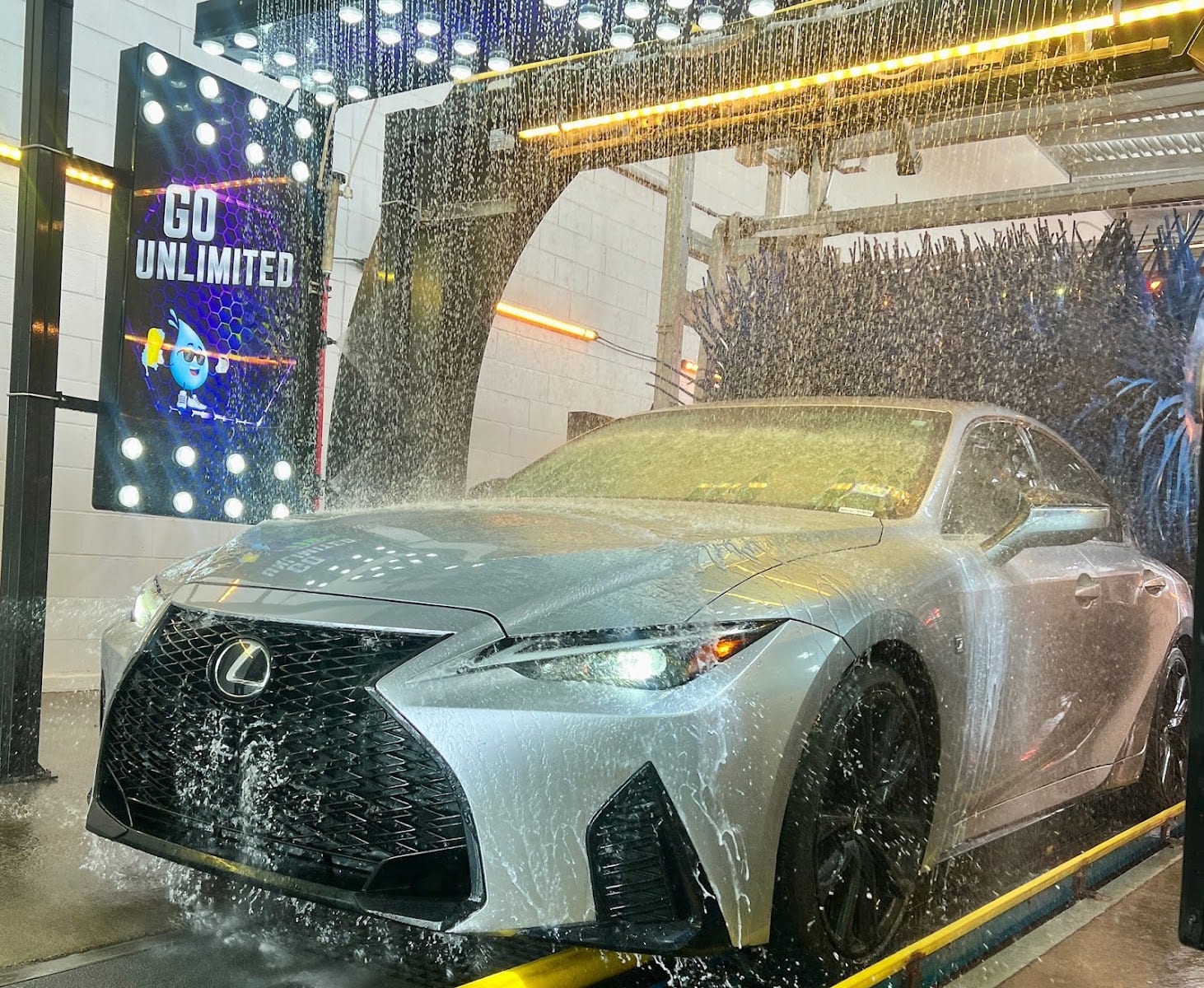 BlueWave Express Car Wash, photo 3