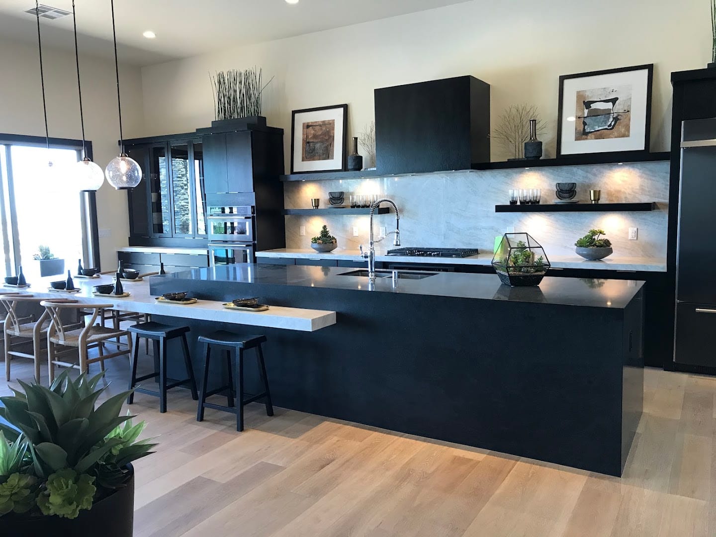Luxury Realty Group LLC, photo 2