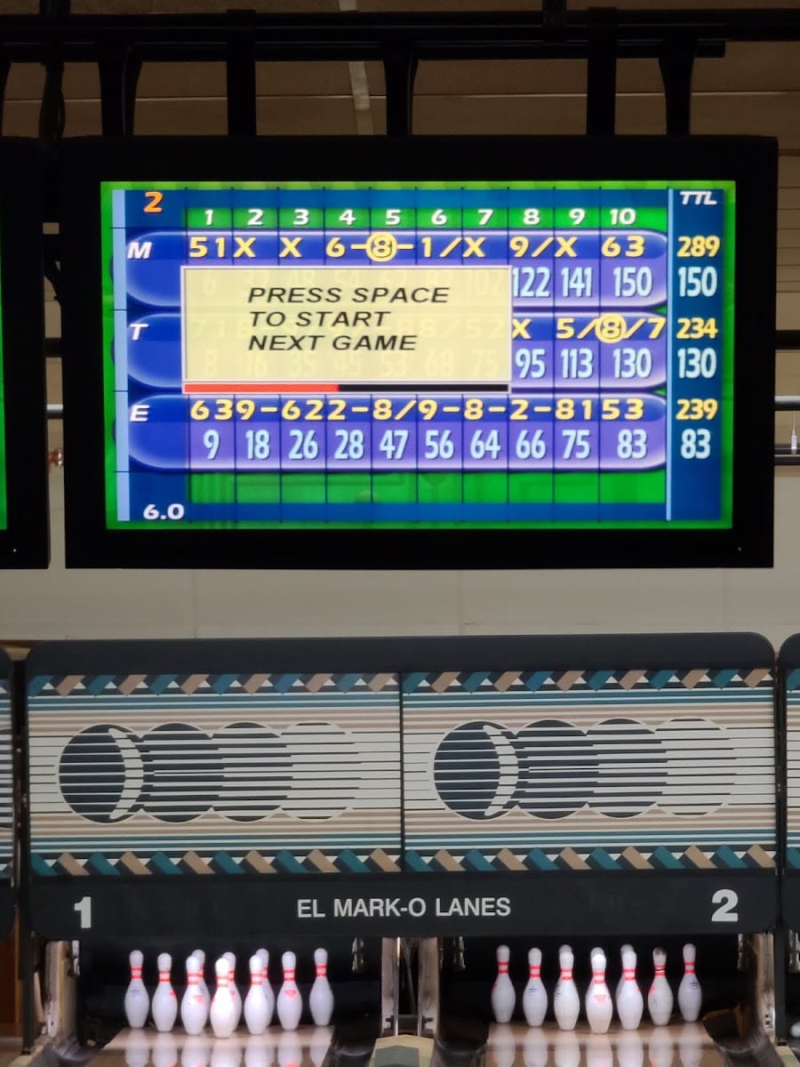 El Mark-O Lanes, photo 2